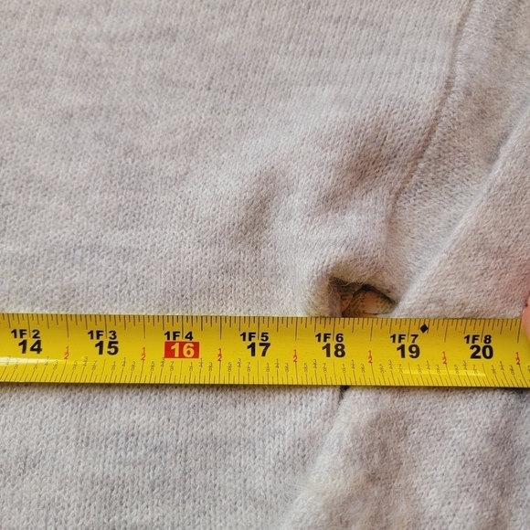 2/$20 Jessica Simpson Snowflake Sweater - Picture 8 of 10